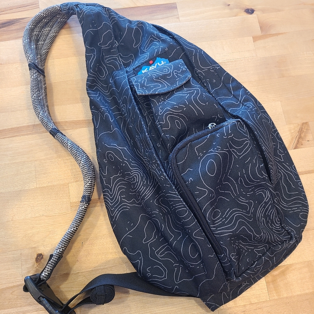 Kavu Black Topo Rope Sling EUC
